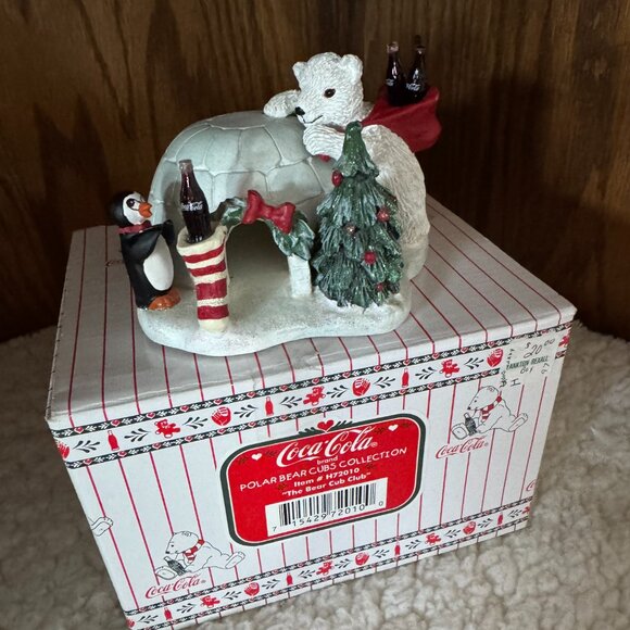 Coca-Cola Polar Bear Cubs “The Bear Cub Club” 72010, 1995 with Box - Picture 4 of 6